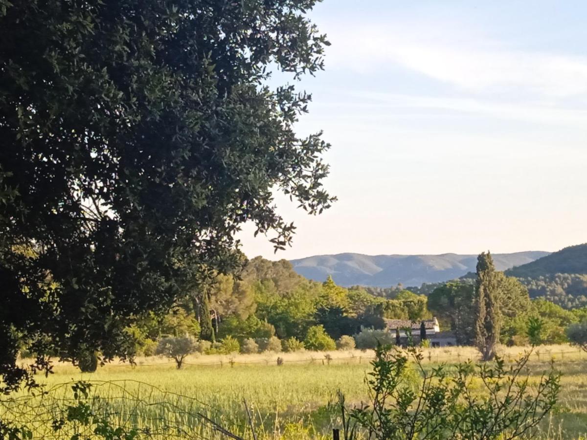 Maison De Campagne Proche Lourmarin Exterior foto